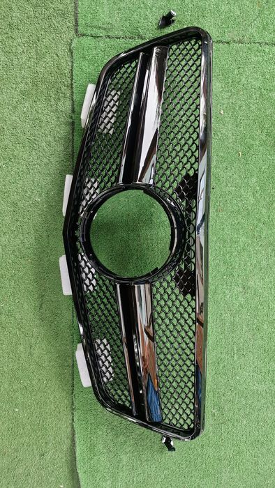 Централна решетка за Mercedes C-Class W204 S204