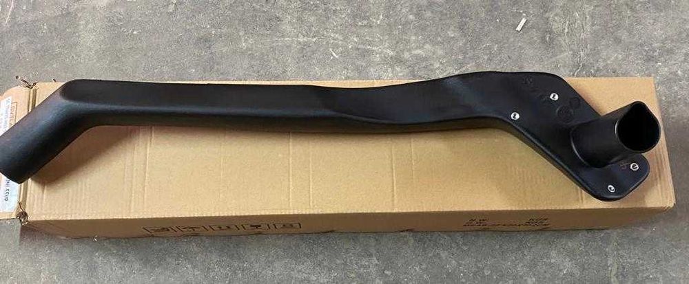 Snorkel Suzuki Vitara motor 2.0 partea dreapta cu logo Vitara