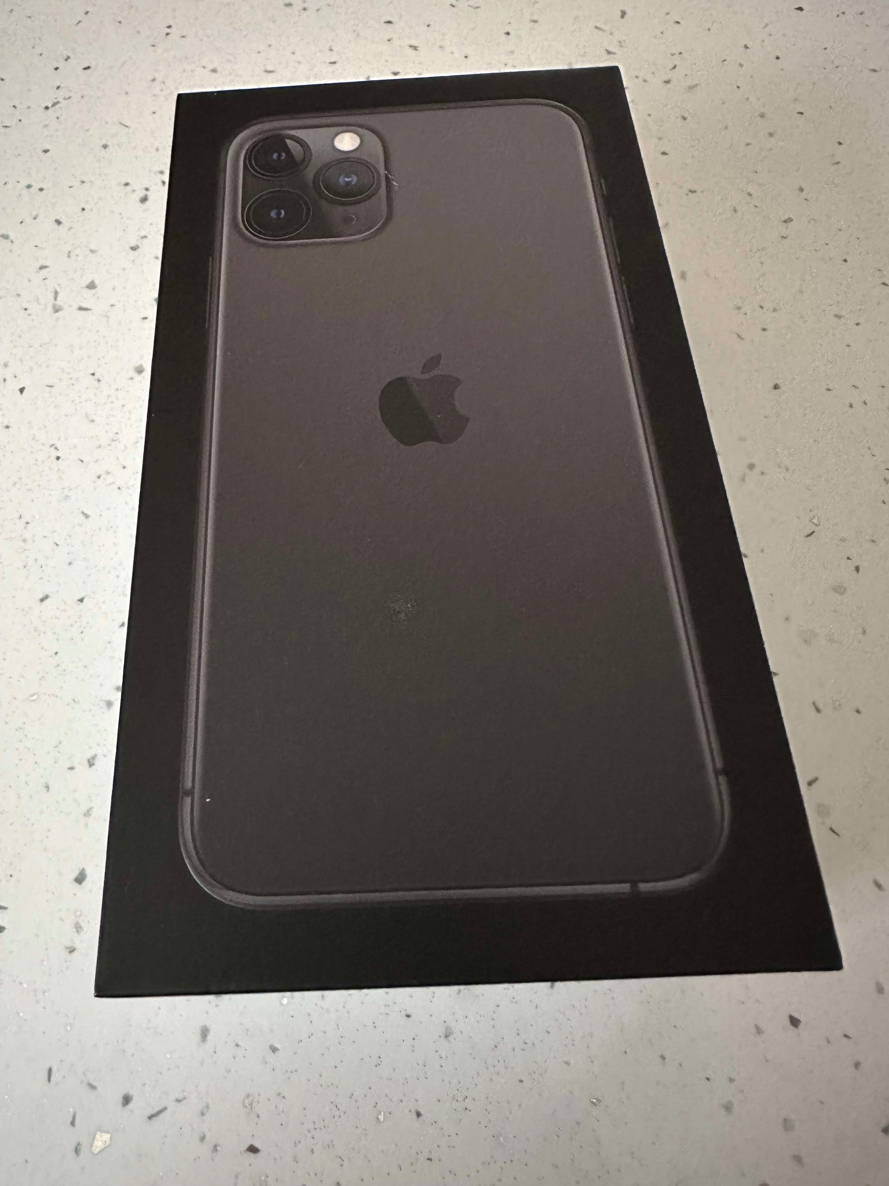 iPhone 11 pro 64gb, Space gray, пълен комплект