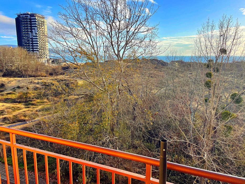 Продам апартамент 1+1 Солнечный берег