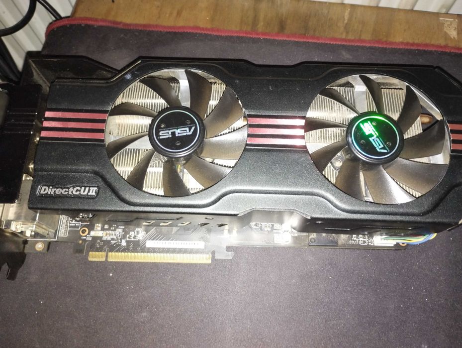 Placa video GTX 680, GTX 760 si Radeon R9 270 4gb
