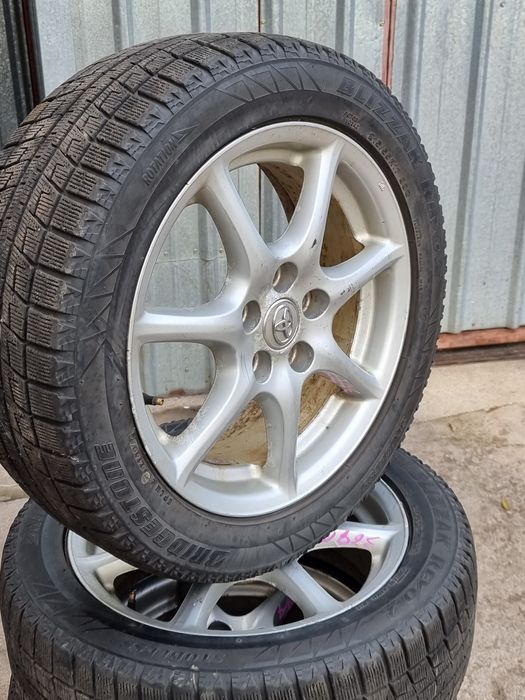 Диски R17 с шинами  5 .114 .3 ступица