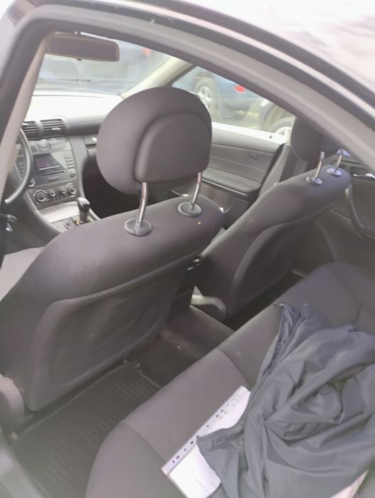 Кола mercedes c200