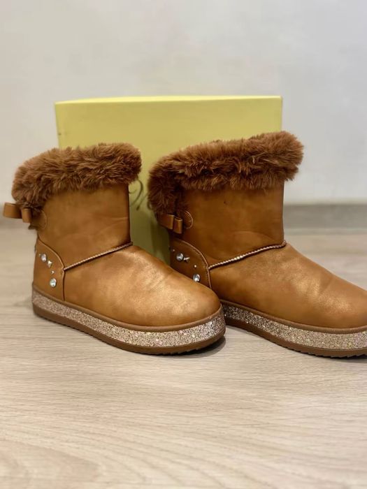 Дамски зимни боти