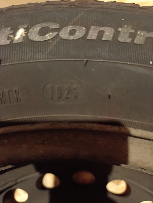 Vând roti SKODA FABIA,POLO, foarte bune M+S.