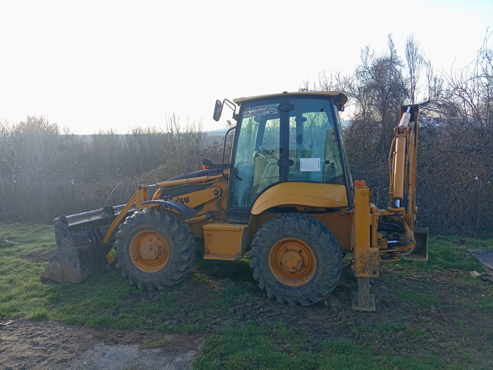 Buldo excavator Komatsu 2008