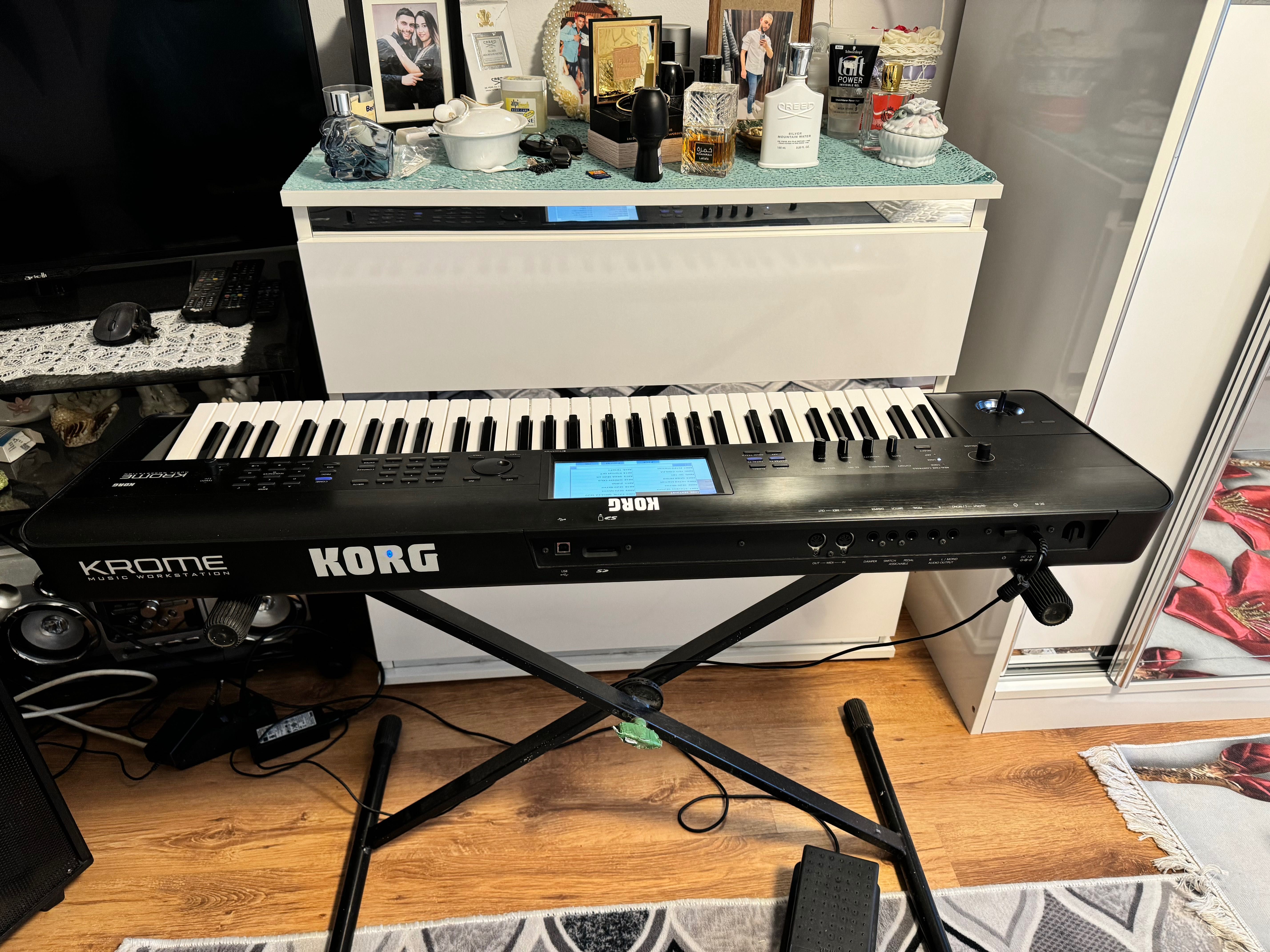 Korg Krome Запазен синтезатор