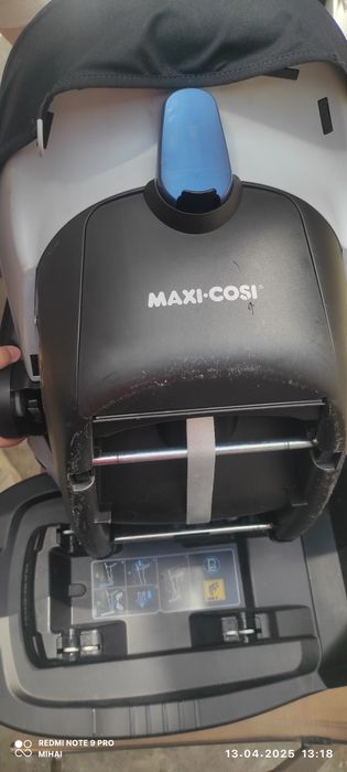 Scoica bebe auto / scaun auto Maxi-Cosi Pebble Pro i-Size + bază Isofi