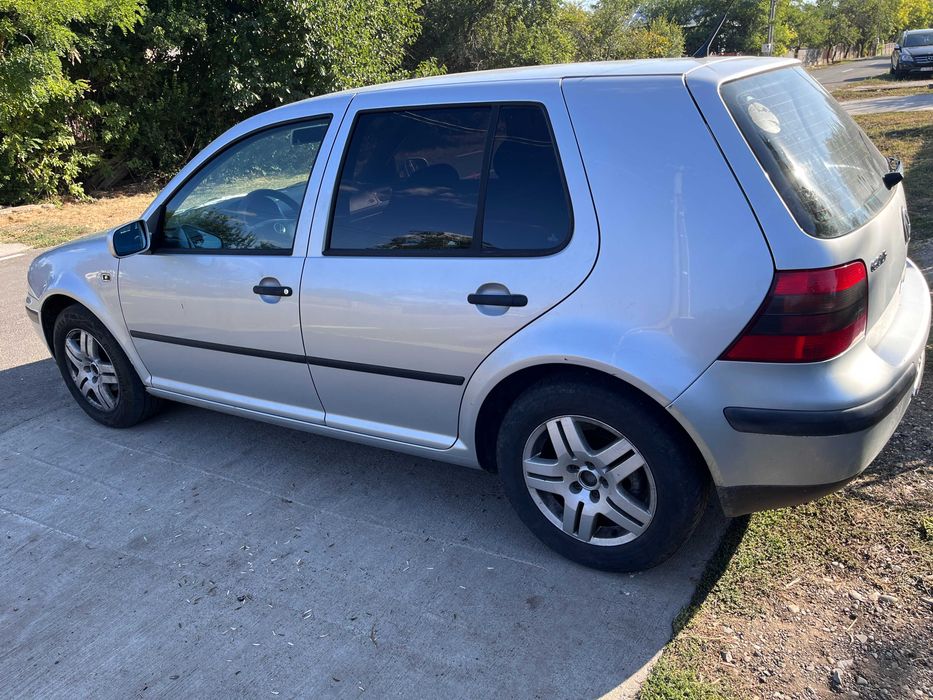 Volkswagen Gold 4