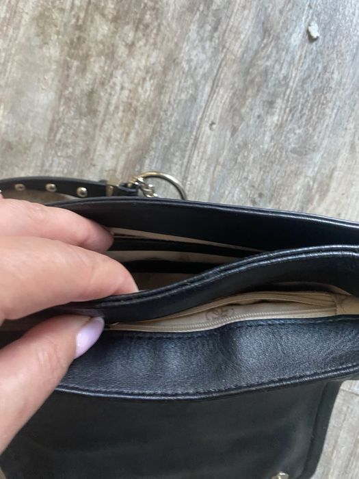 Оригинална чанта Guess