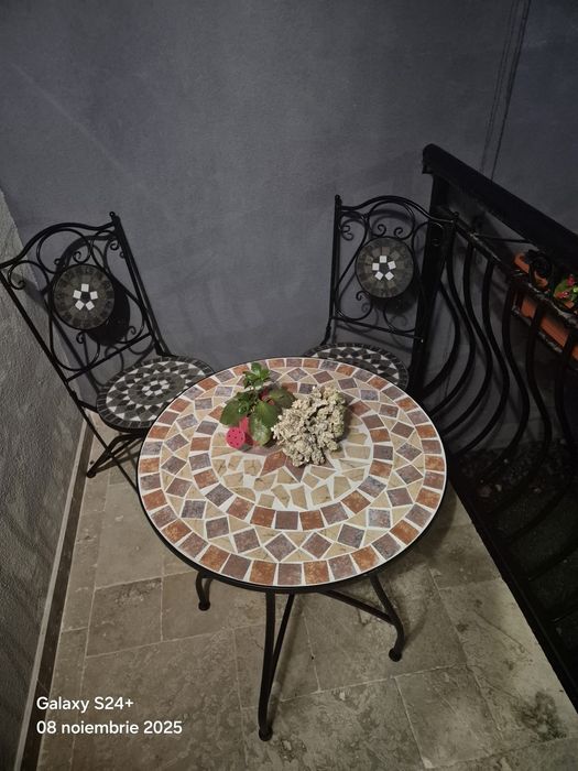 Vand scaune si masa pentru exterior din mozaic masiv