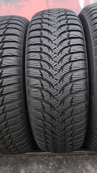 4бр. зимни гуми 185/65/15 Kumho Winter Craft 
dot22