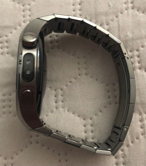 Продавам HUAWEI Watch 5 LTE Silver
