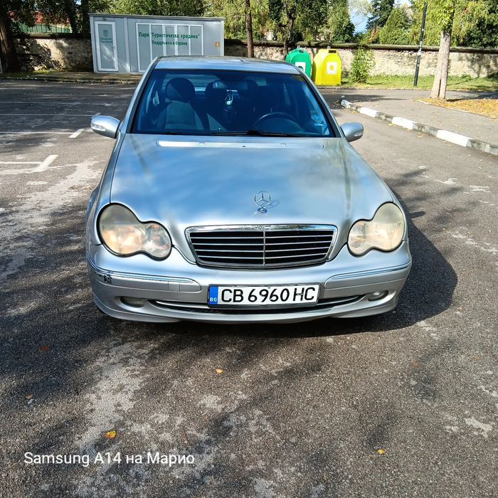 Продавам Мерцедес Бенц С180