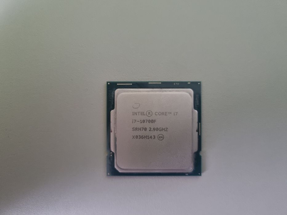 Procesor i7 10700F+Cooler CADOU