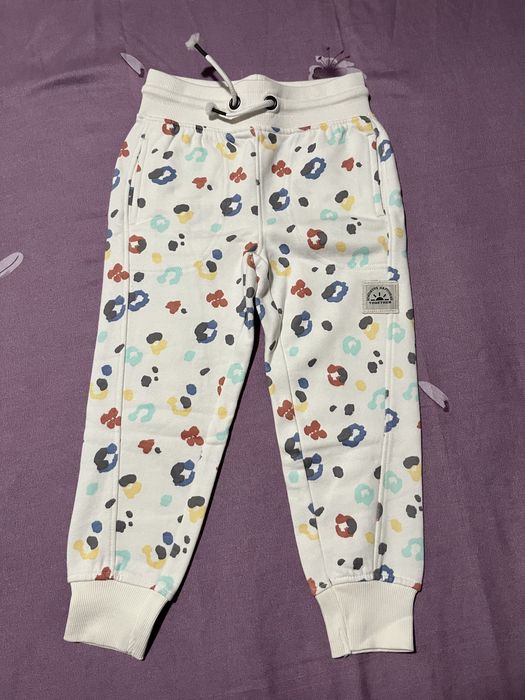 Pantaloni trening 3-4 ani