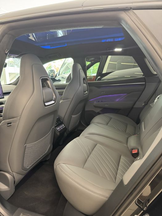 Zeekr 001 Full z sport tayyor