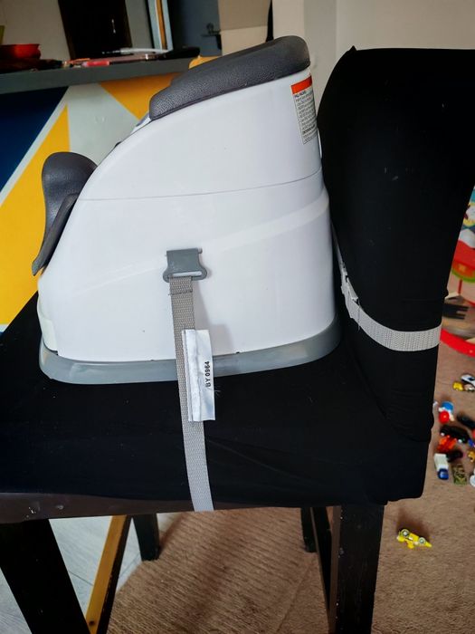 Vând scaun Ingenuity bebe