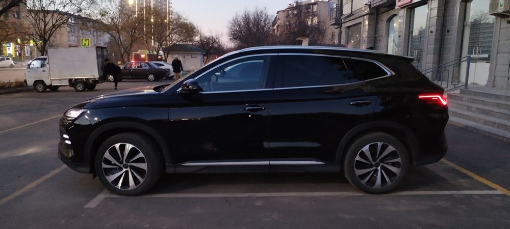 BYD Song plus chempion 605 restayling