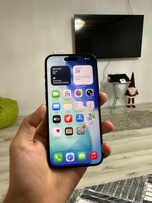 Iphone 15 Plus baterie 87%