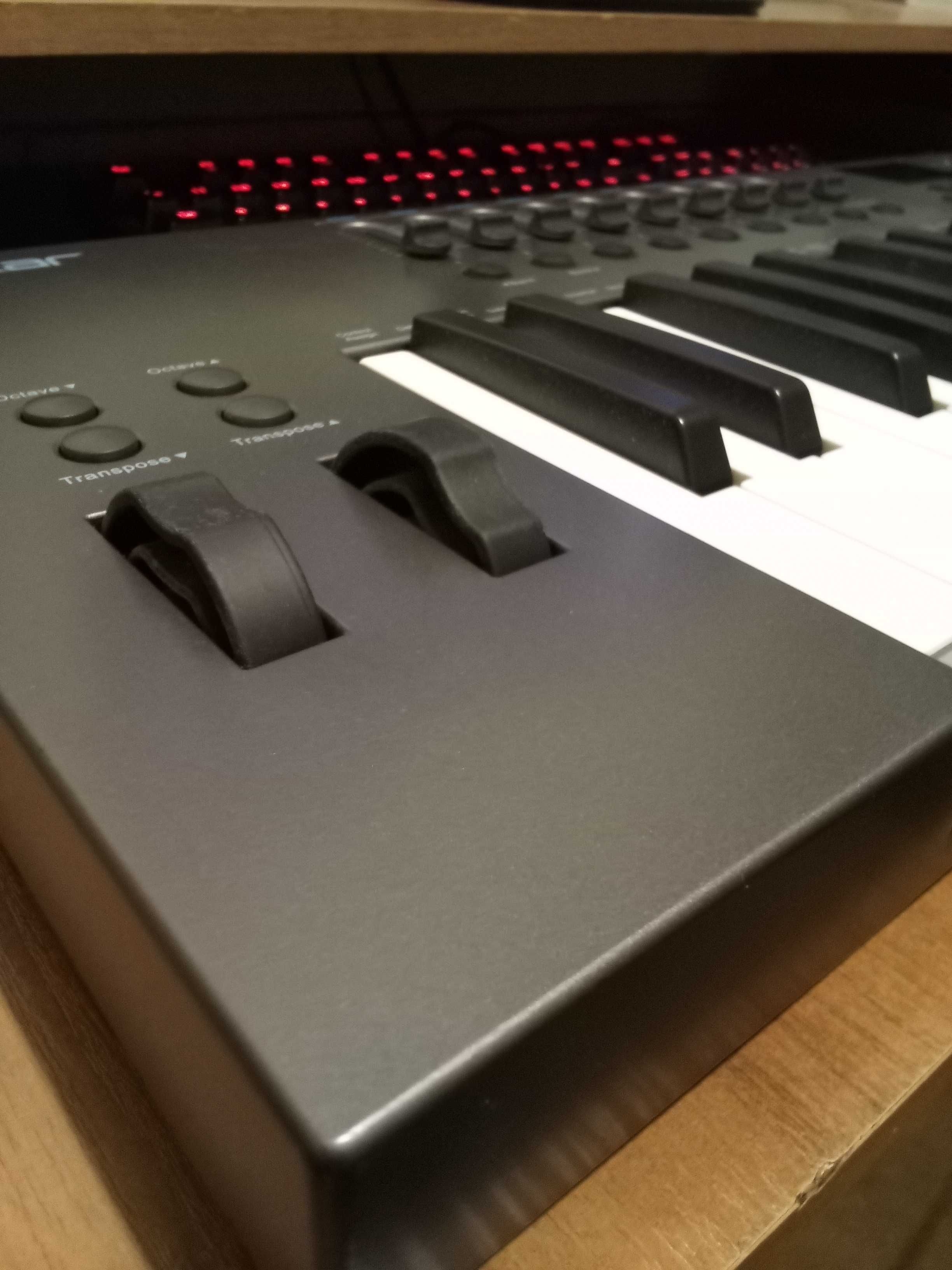 Nektar Impact LX61+ Миди клавиатура