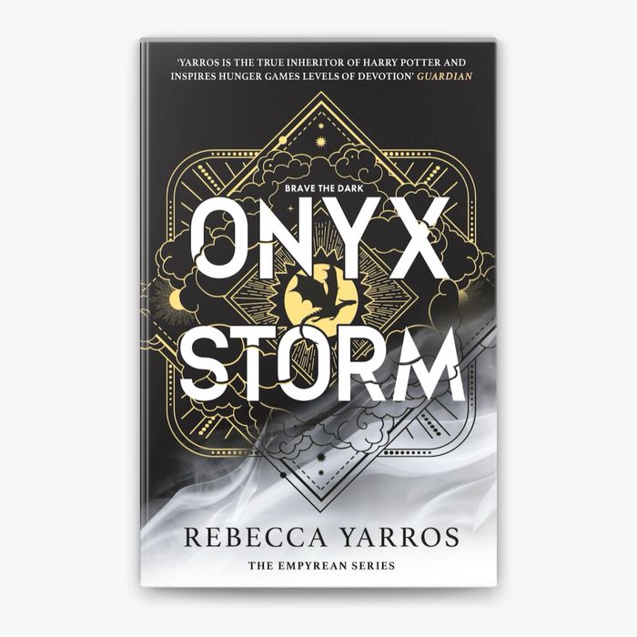 Onyx Storm (Paperback) Ребека Ярос