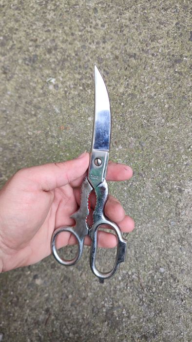 Foarfeca vintage pentru pui