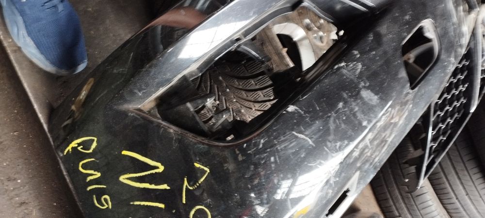 Предна броня за Nissan pulsar със забележки