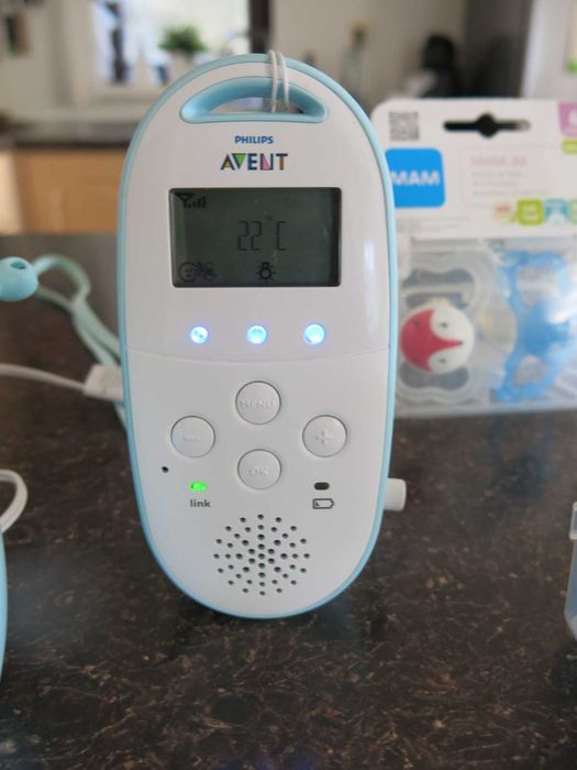 Цифpoв бeбeфoн Philips Avent - DECT 560 SCD560
