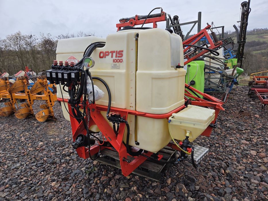Instalatie Met Erbicidat Kuhn Opriș 1000