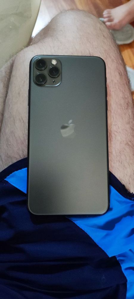 Iphone 11 pro Max свой