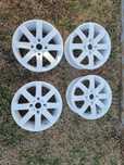 Джанти 15" 4x114.3mm
е 550.
, здрави, нямат заварки, боядисани прахово