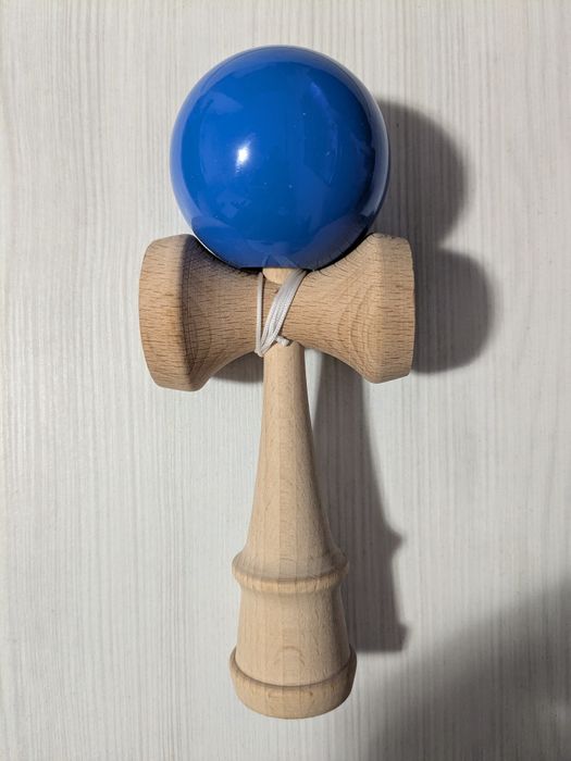Kendama noua model deosebit sigilată