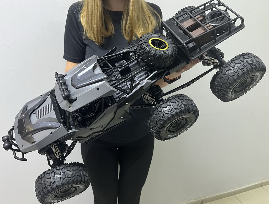 Машинка на радио-управлении