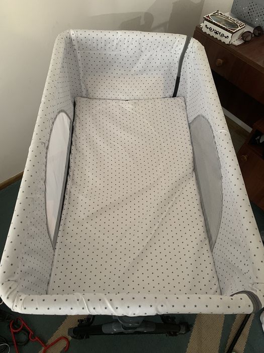 Продам детский манеж, коляску, и стульчик для кормления.