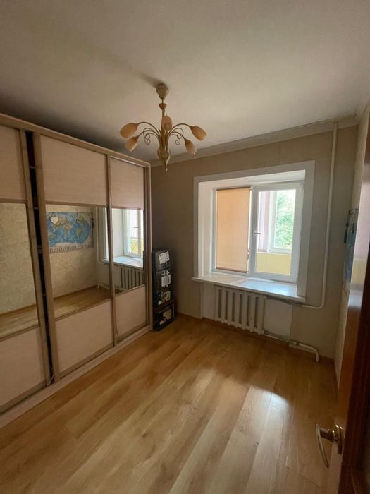 Шкаф - купе для одежды