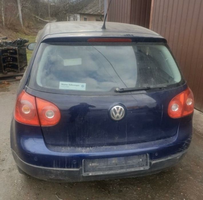 Dezmembrez Vw Golf 5 1.4 benzina/ 2.0 Diesel
