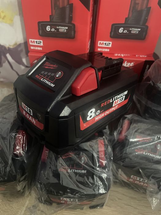 Milwaukee acumulator m18 8ah