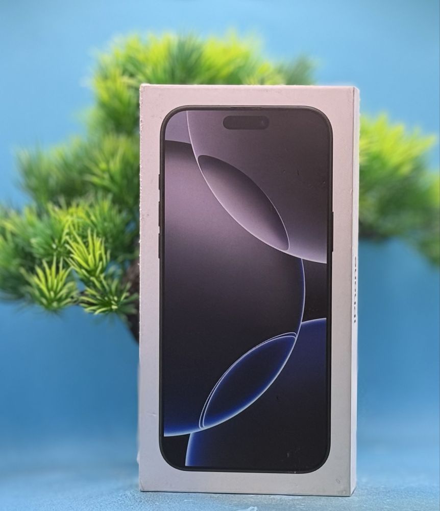 НОВ!!! Apple iPhone 16 Pro Max, 256GB, 5G, Black Titanium
