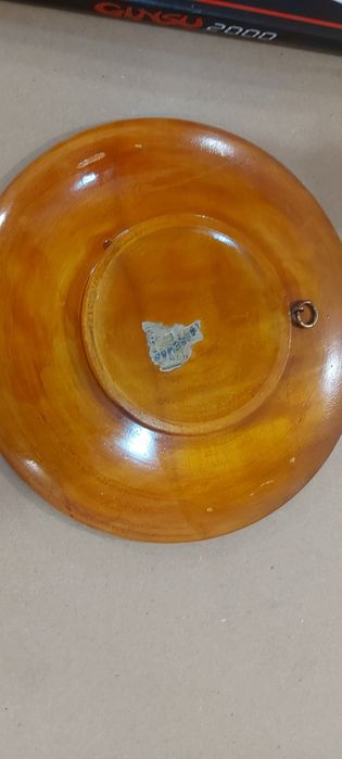 Farfurie decorativă din lemn, veche