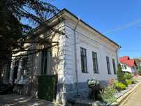 Persoana fizica !! vand casa Centru  !! 1160 Mp !! rate !!