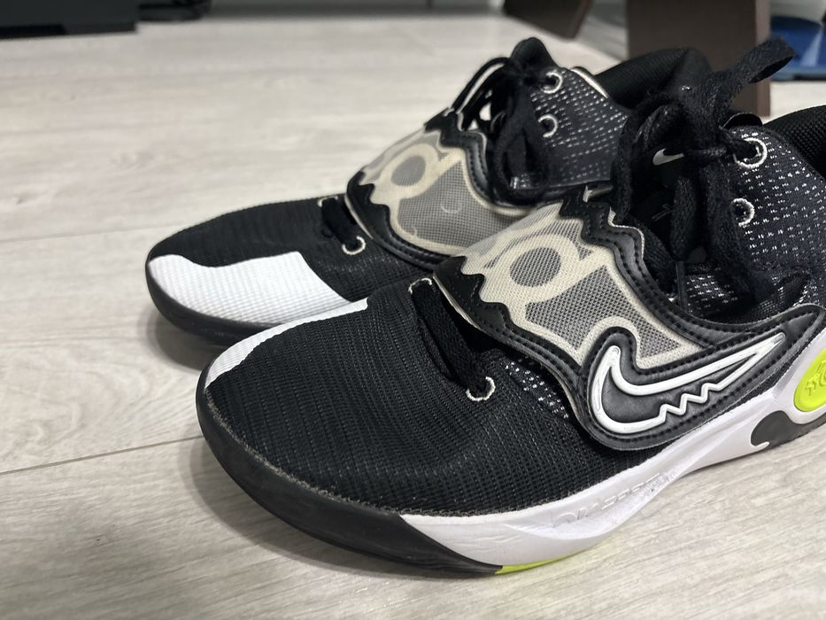 Продам баскетбольные кроссовки nike kd trey 5X оригинал