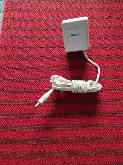 Incarcator specific 12 V Philips