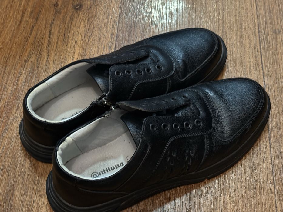 Туфли кроссовки кожанные antilopa