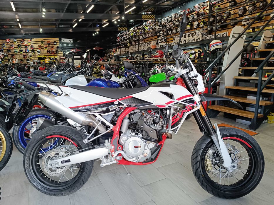 SWM SM 500 VAtm Edition Supermoto ABS -noua -livrare EST BIKE Campina