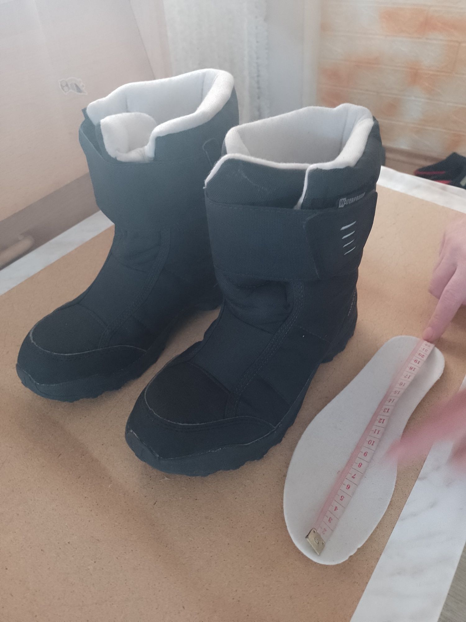 Ghete de dama de goretex