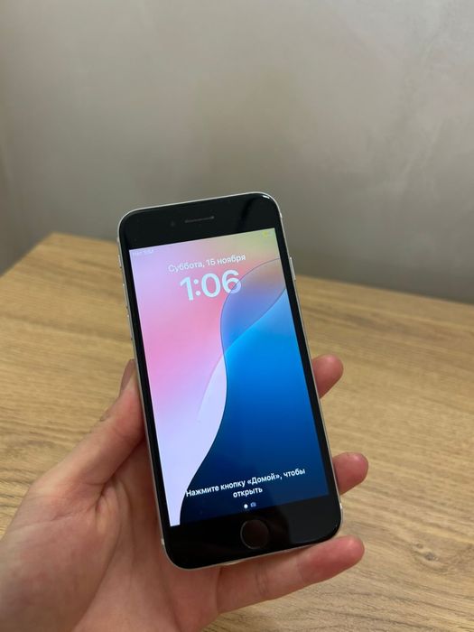 iPhone SE 2 поколение