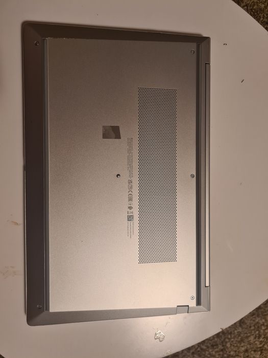 Laptop HP ProBook Ryzen 3 5425u