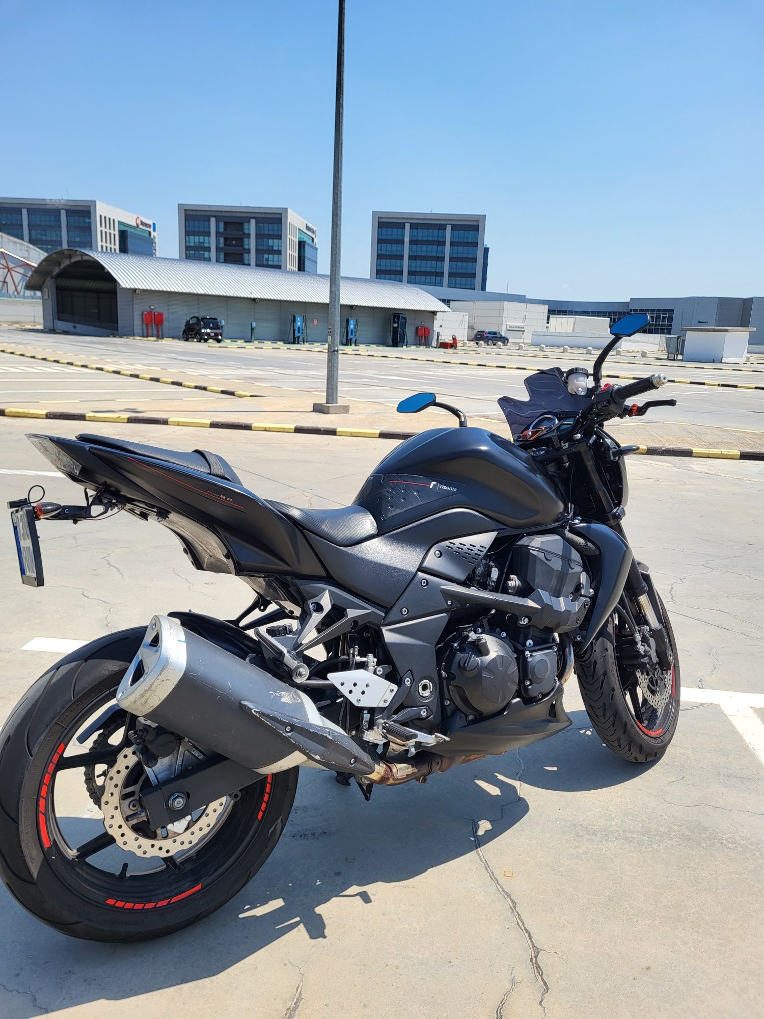 Vand Kawasaki z750