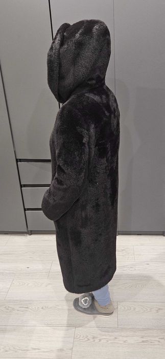 Продается стильная и теплая эко-шуба Socrat (размер 48)!